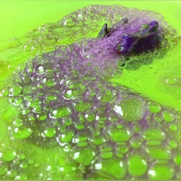 RARE LUSH COSMETICS HALLOWEEN ECTOPLASM JELLY BATH BOMB (Last One Available) - Picture 12 of 13